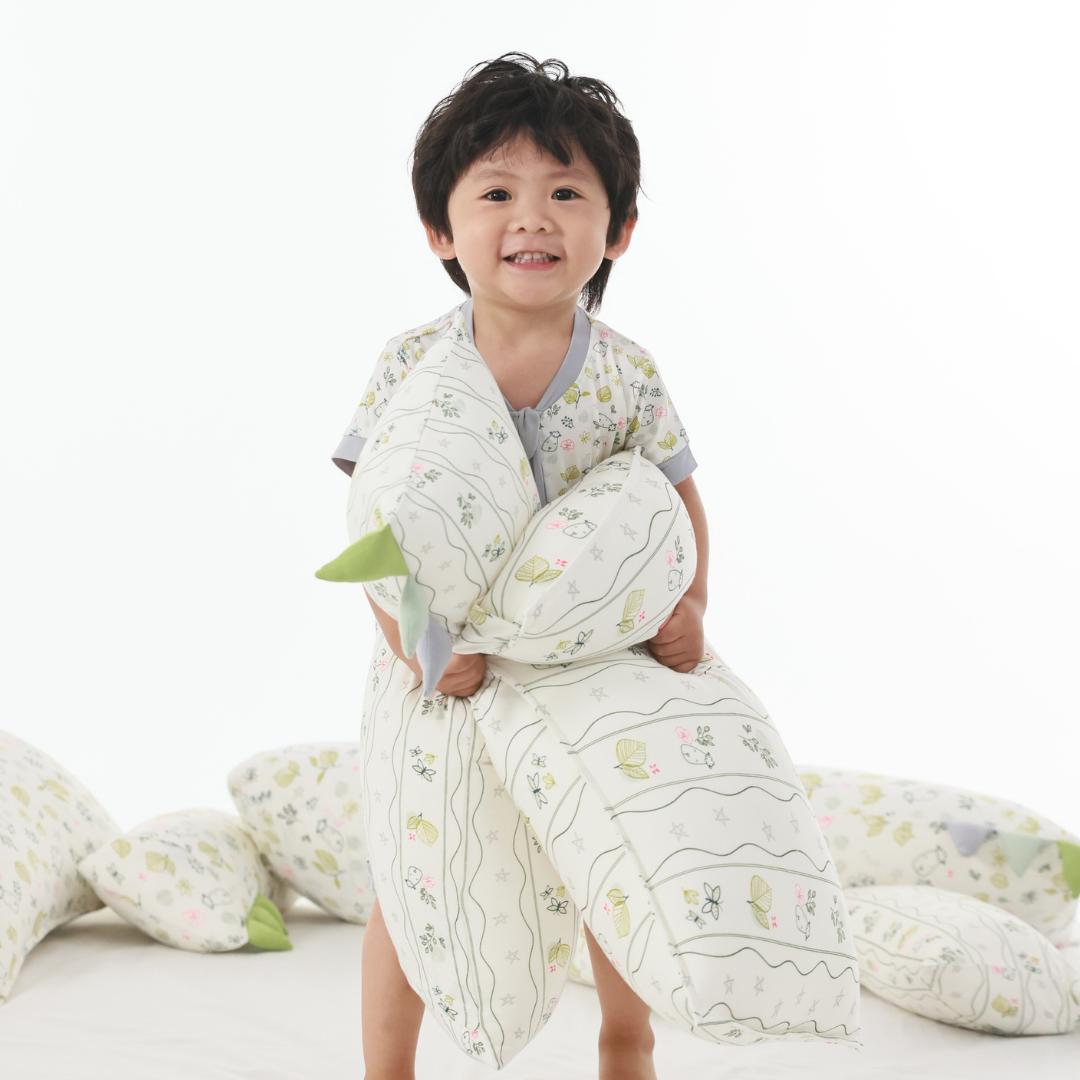 Bed-Time Buddy™ Case Dream Garden B Cream with Color tag - XL