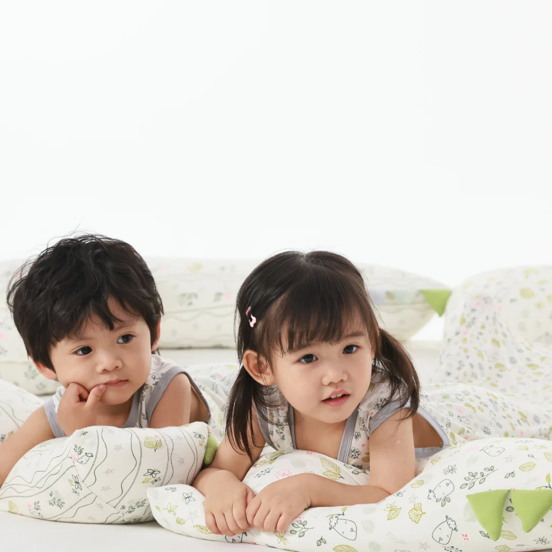 Bed-Time Buddy™ Dream Garden A Cream with Color tag - XL (size 31x86cm)