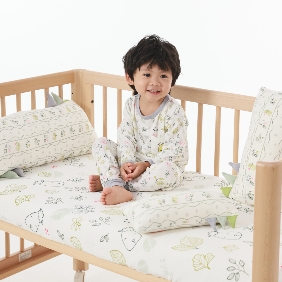 Bed-Time Buddy™ Case Dream Garden B Cream with Color tag - XL