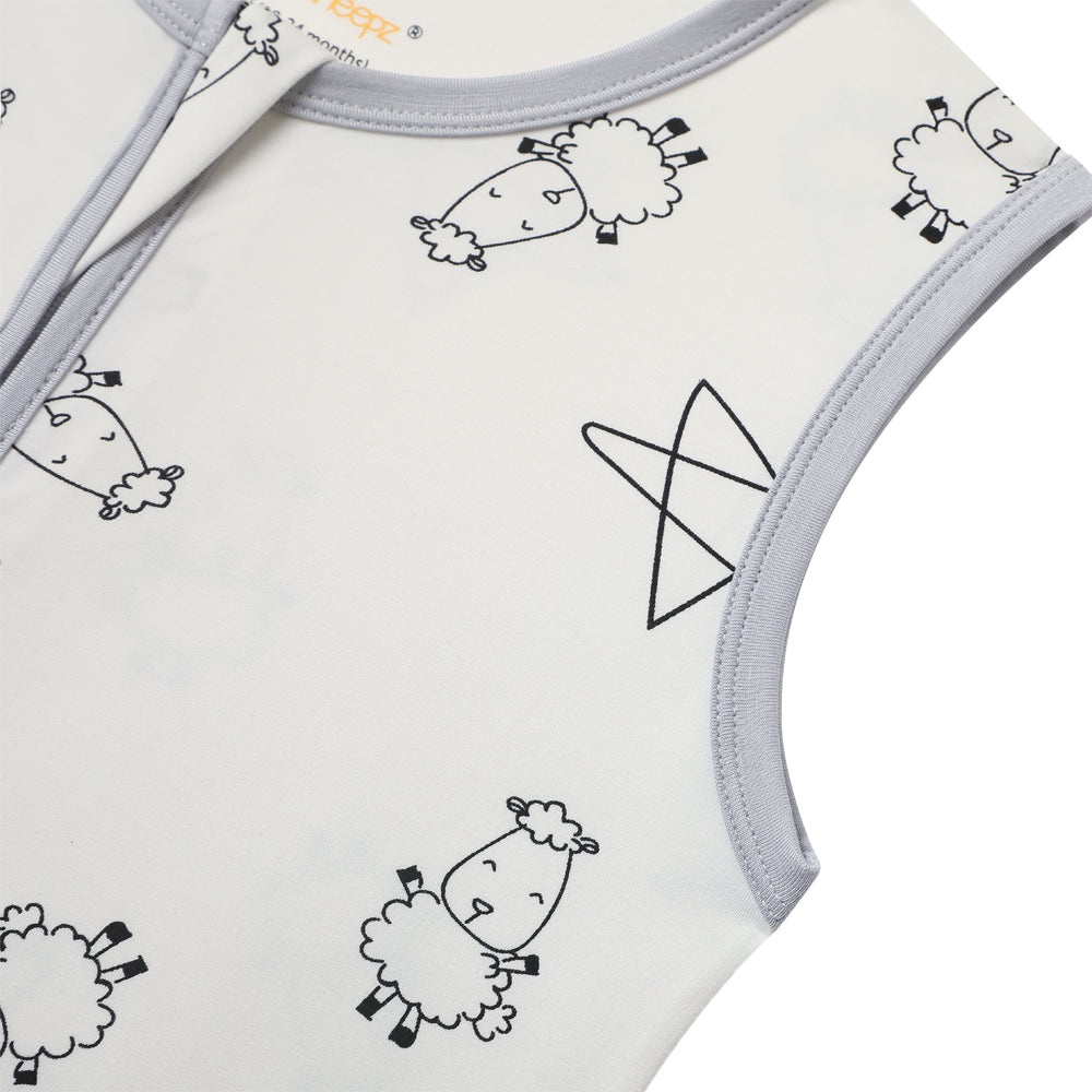 Wearable Blanket Zip Cute Big Star & Sheepz White