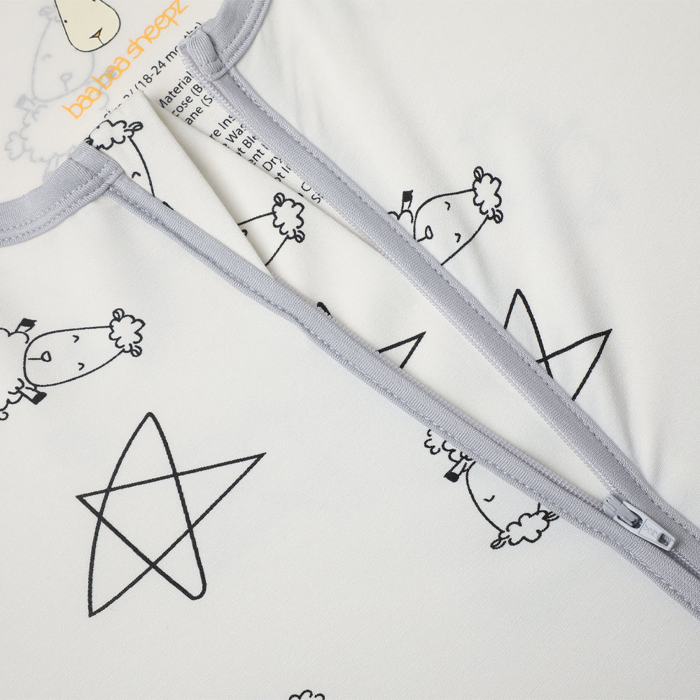 Wearable Blanket Zip Cute Big Star & Sheepz White